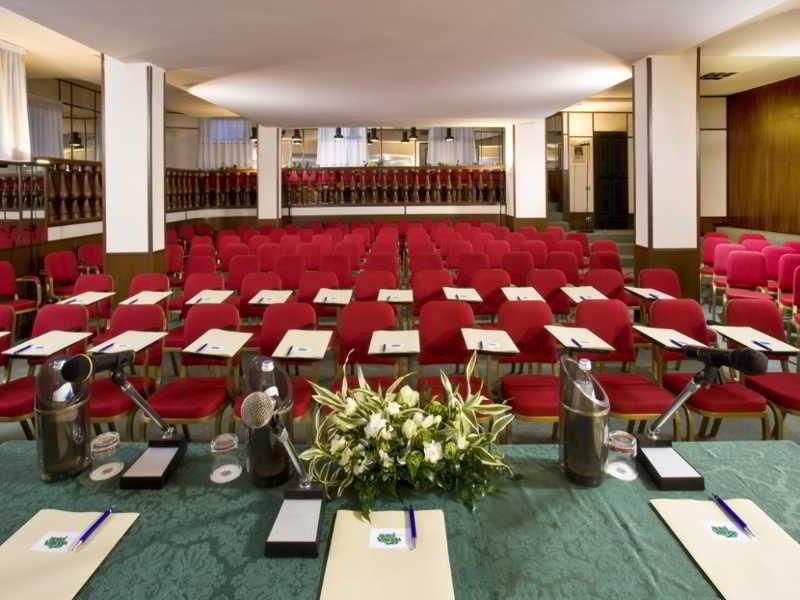 Hotel Vittoria Pesaro Esterno foto The main conference room